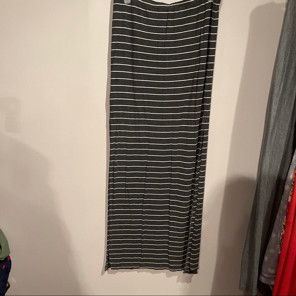 Gray white striped maci skirt